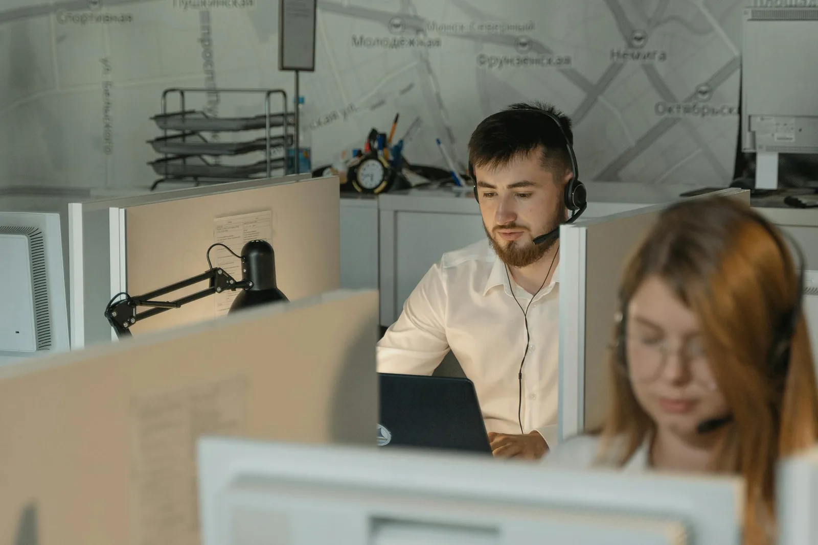 Häiriötilanteessa asiakkaalle pitää antaa sama tieto puhelimessa, verkossa ja tekstiviesteissä.